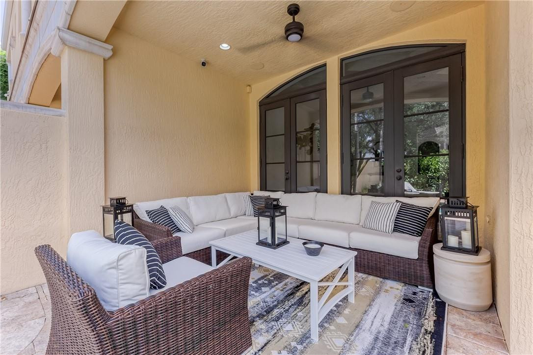 1206 NE 1st Street 1206