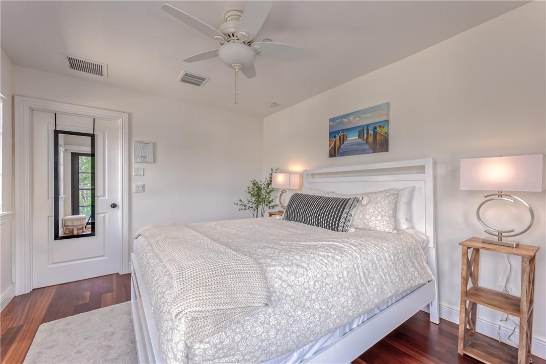 1206 NE 1st Street 1206