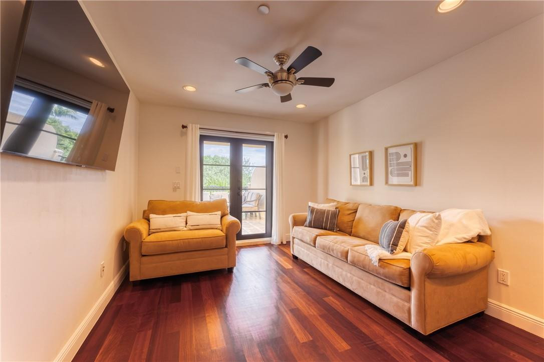 1206 NE 1st Street 1206