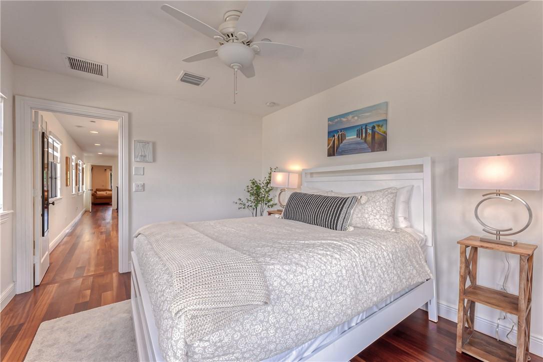 1206 NE 1st Street 1206