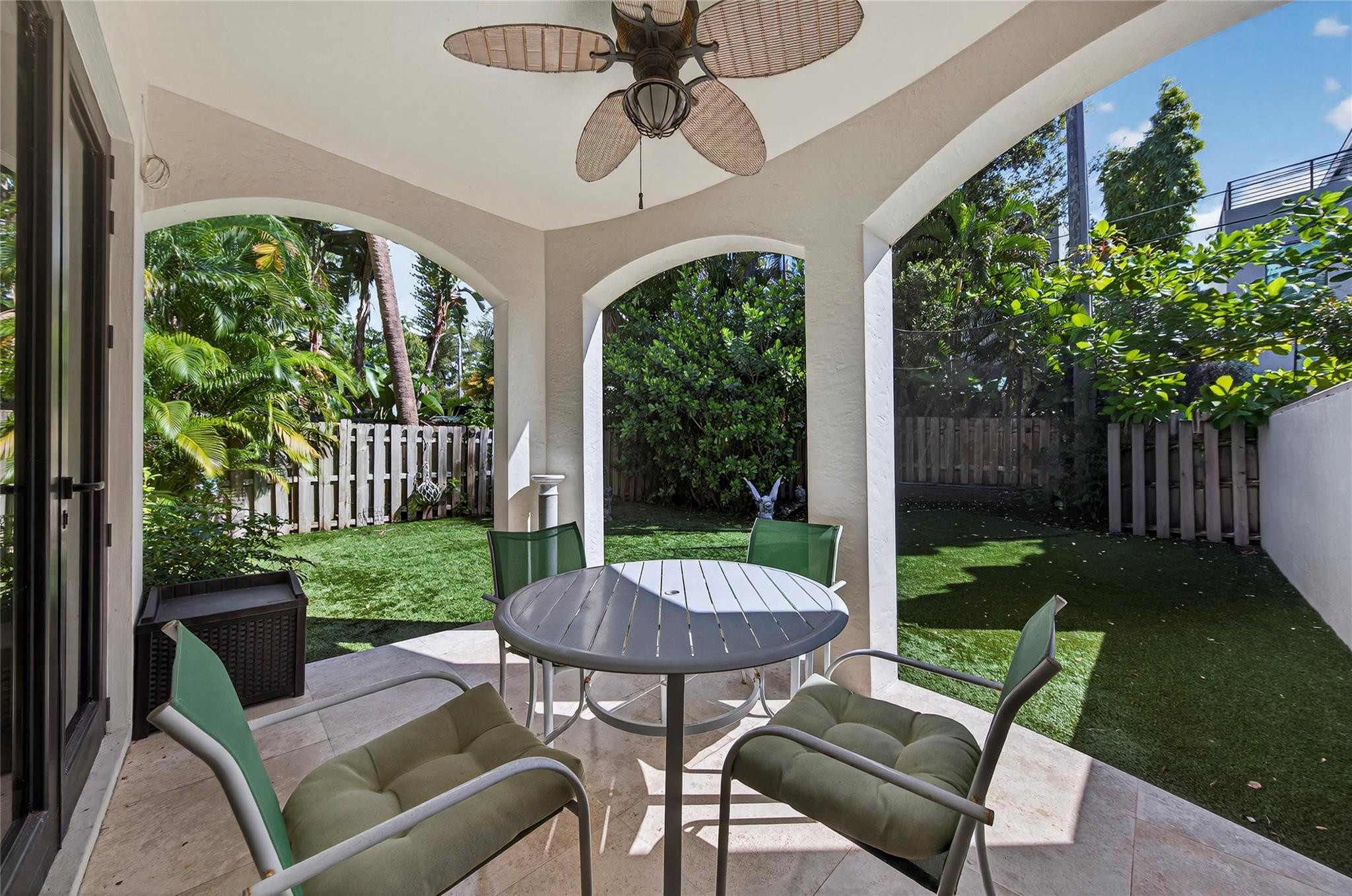 116 SE 11th Ave 116
