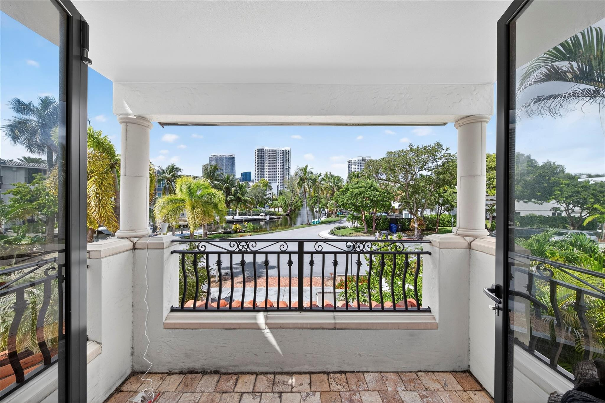 116 SE 11th Ave 116