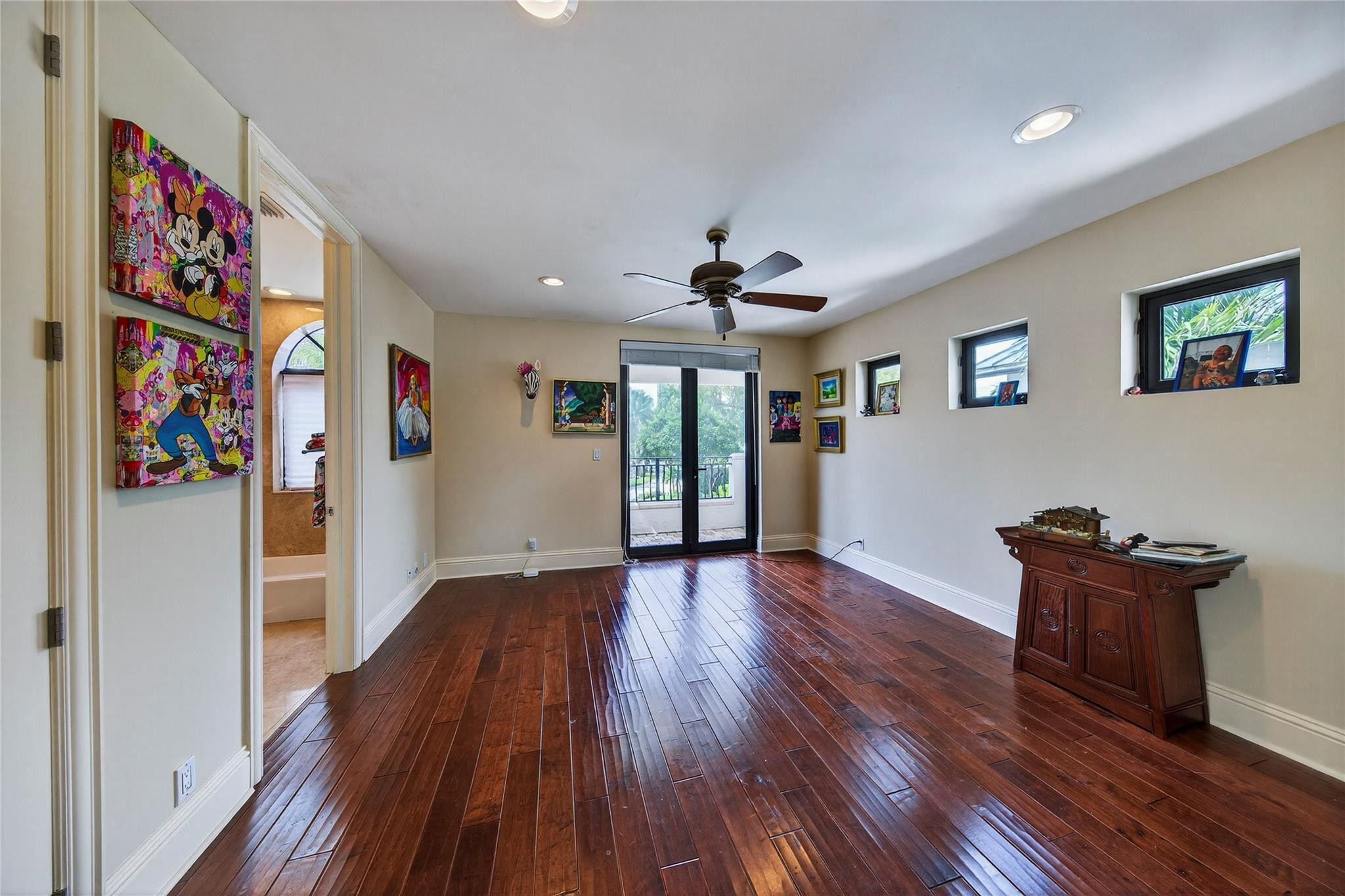 116 SE 11th Ave 116