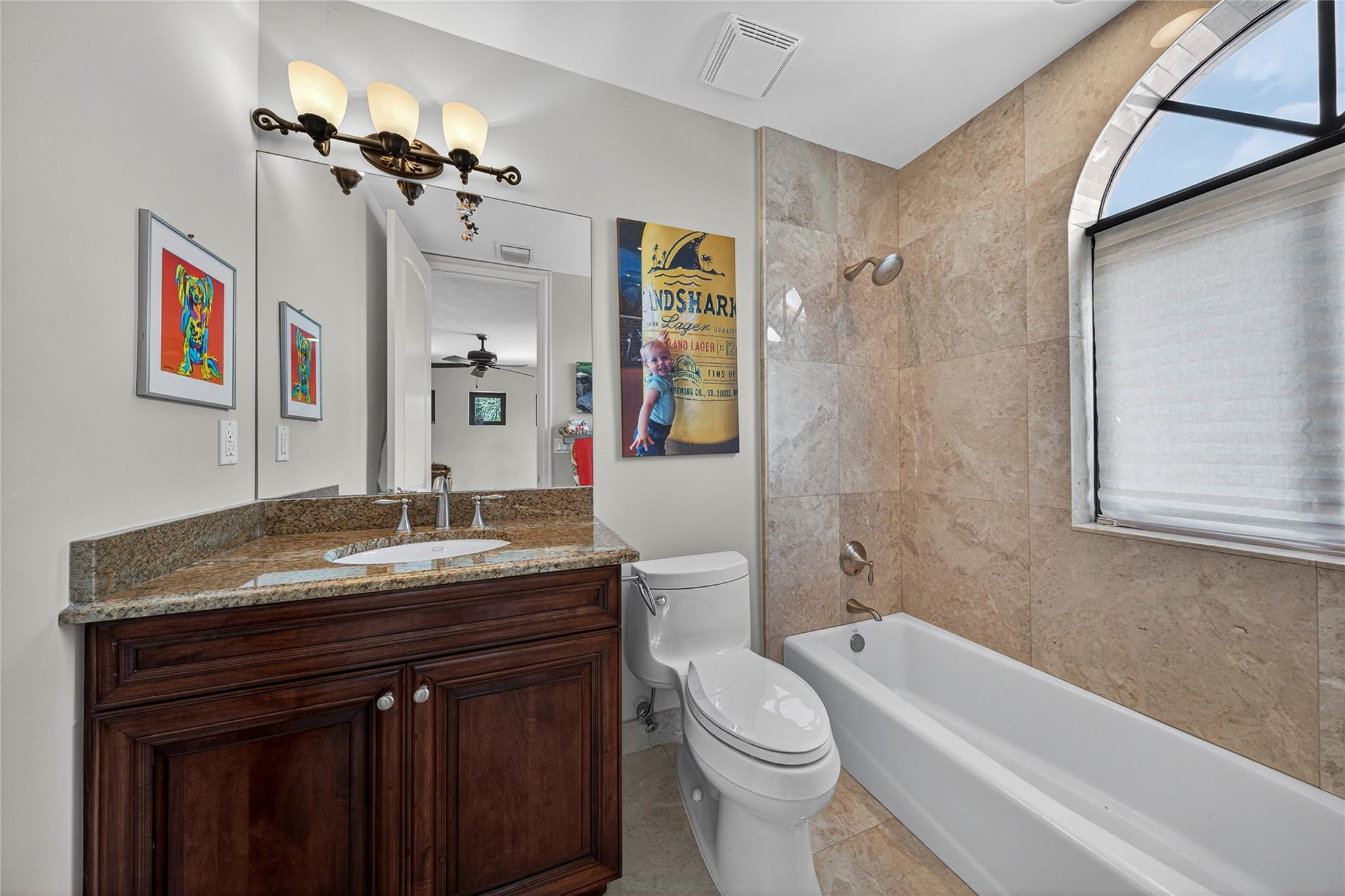 116 SE 11th Ave 116