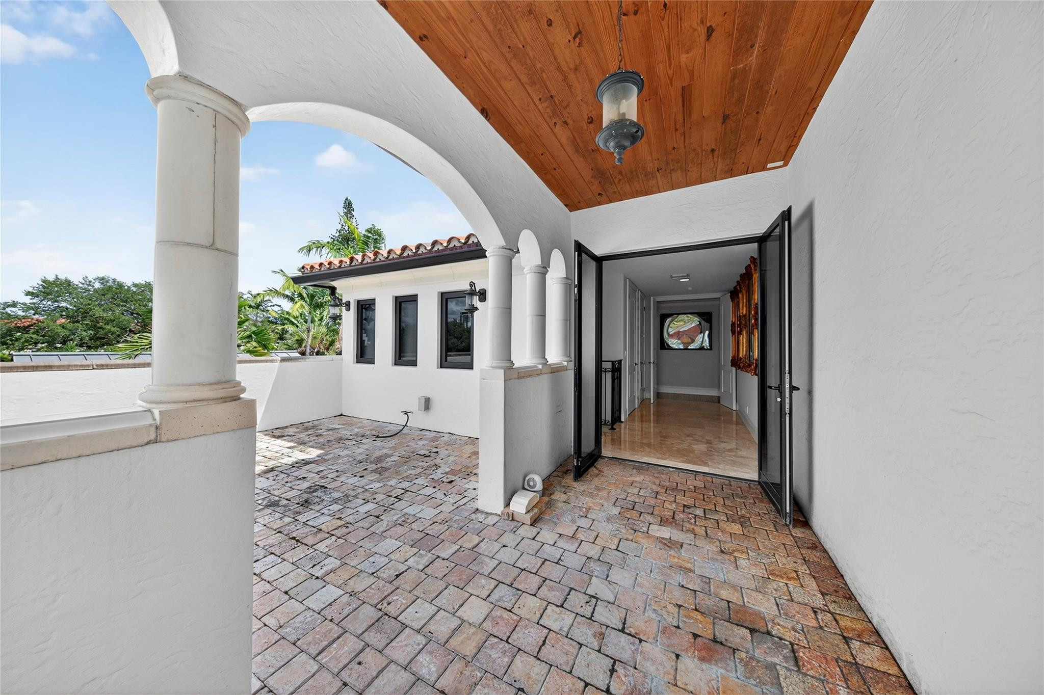 116 SE 11th Ave 116