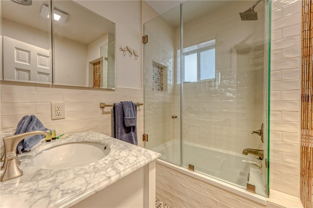 1517 NE 17th Ter