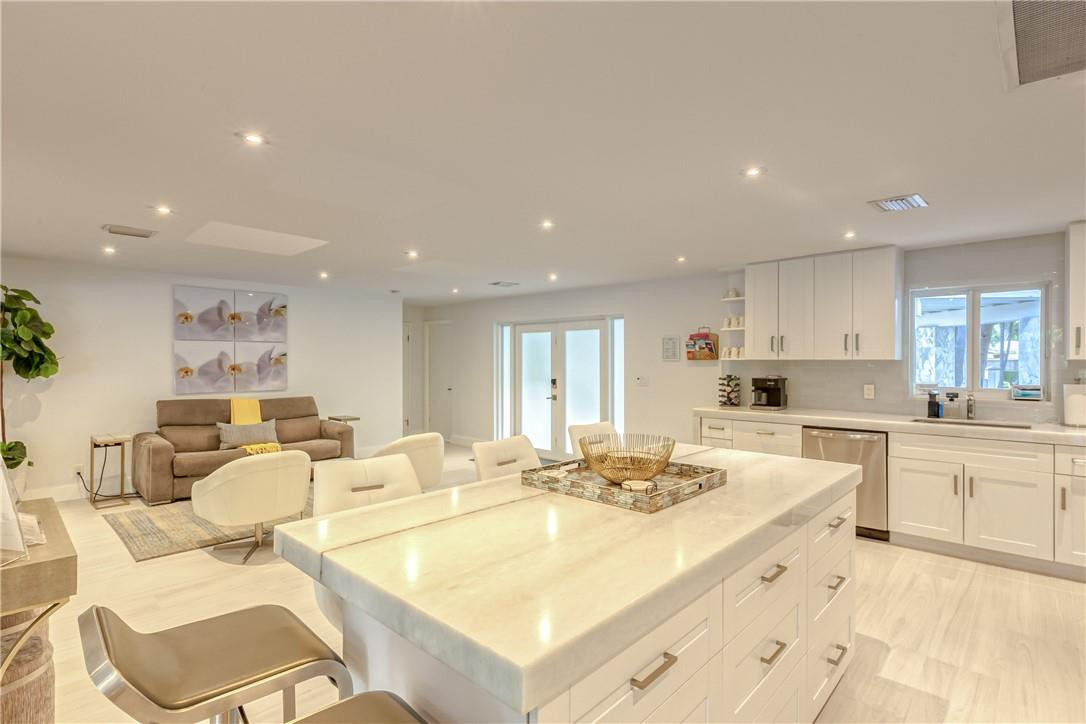 1800 SE Admirals Way, Fort Lauderdale