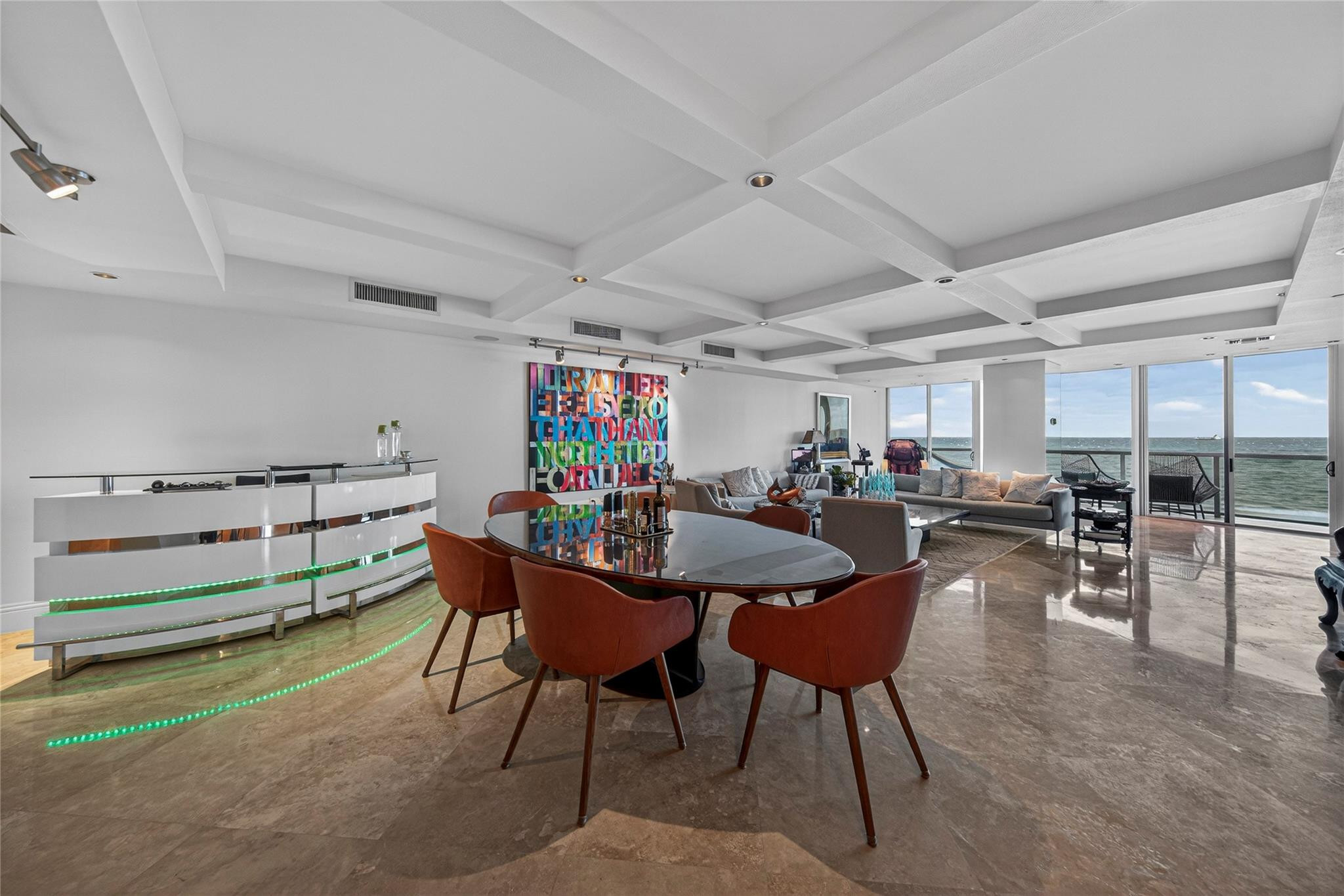 1200 Holiday Drive 402