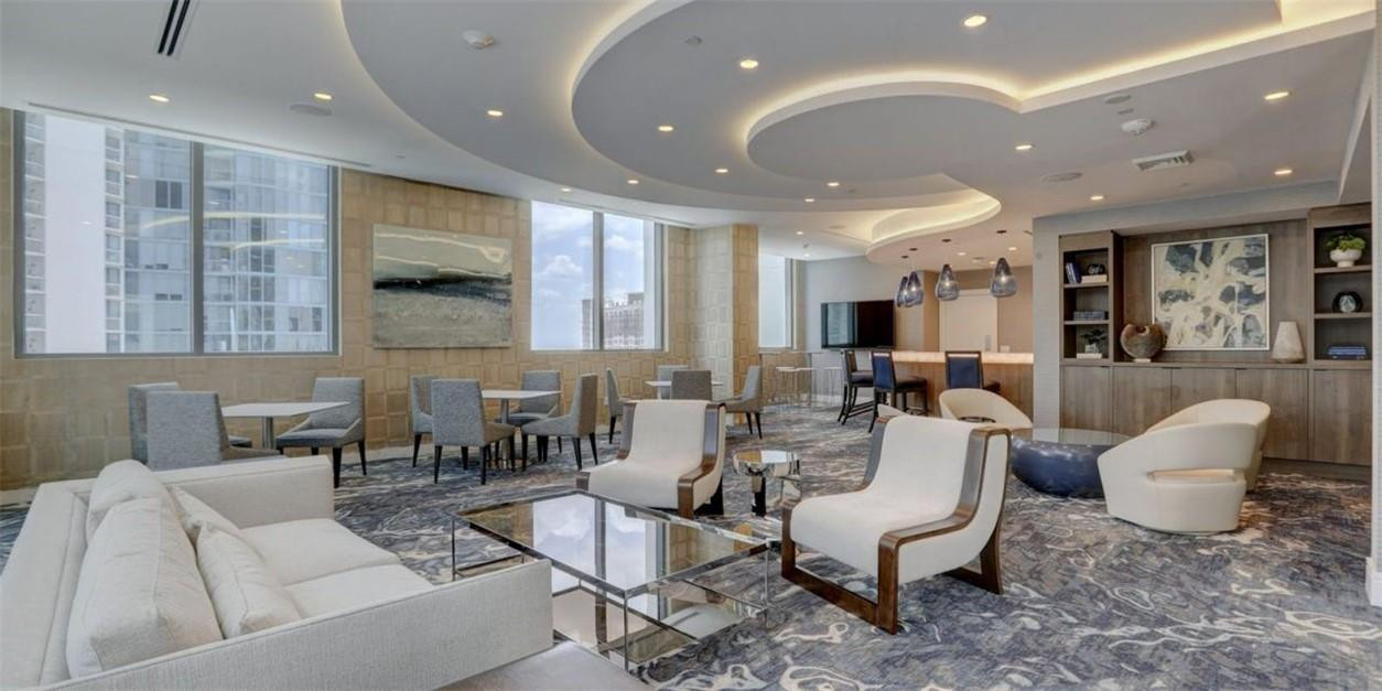 100 E Las Olas Boulavard 1902