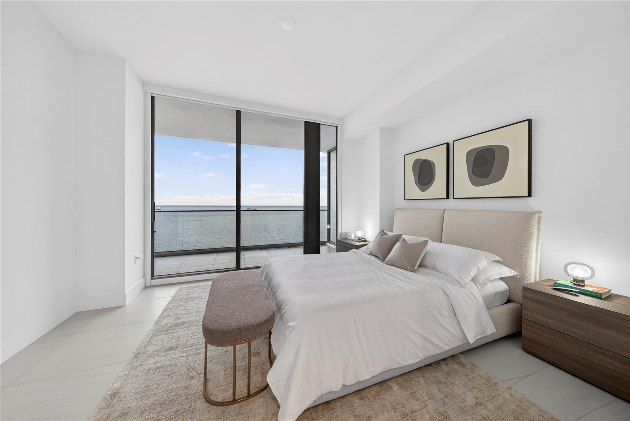 153 N Seabreeze 1901-S