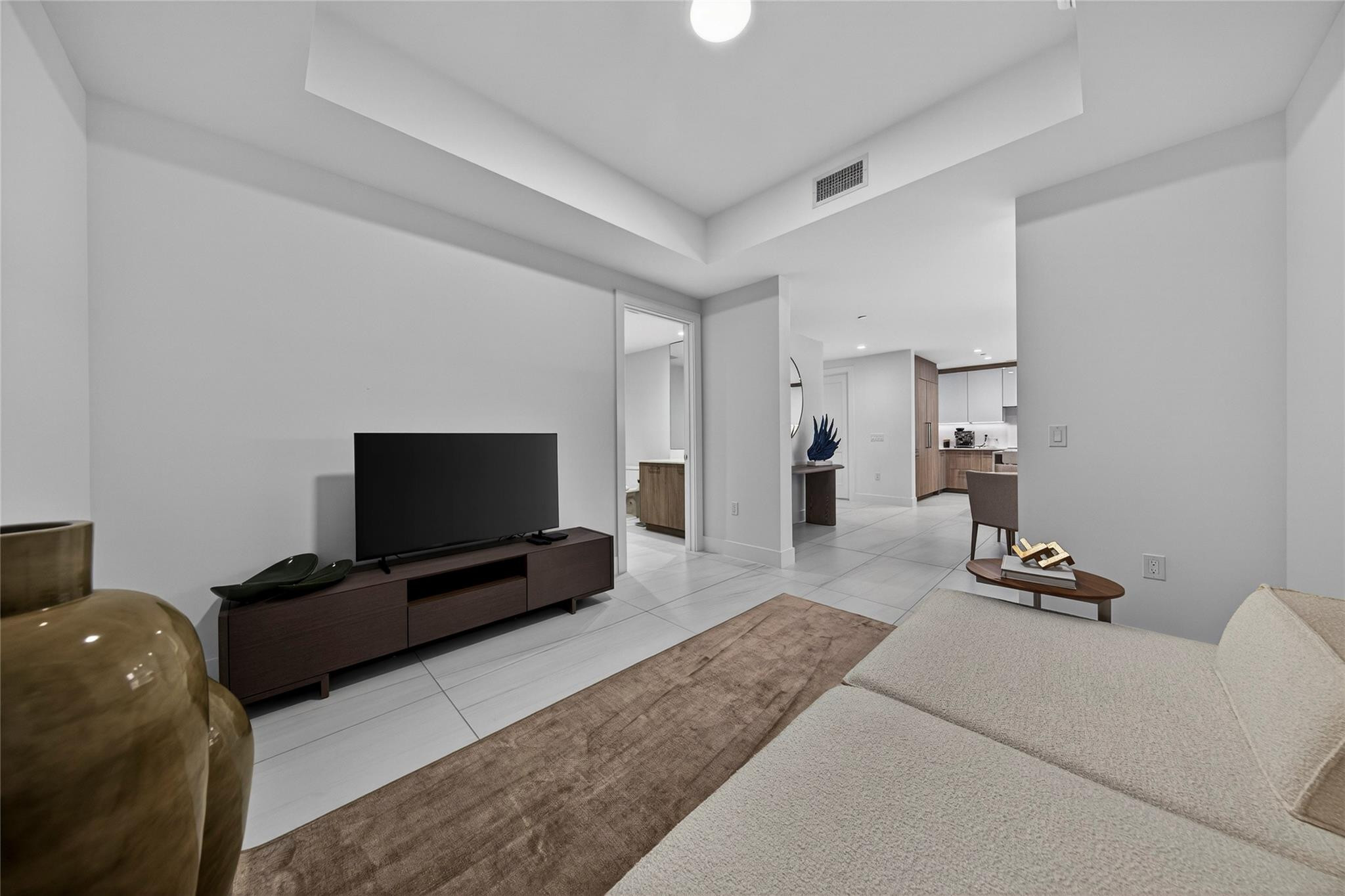 153 N Seabreeze 1901-S