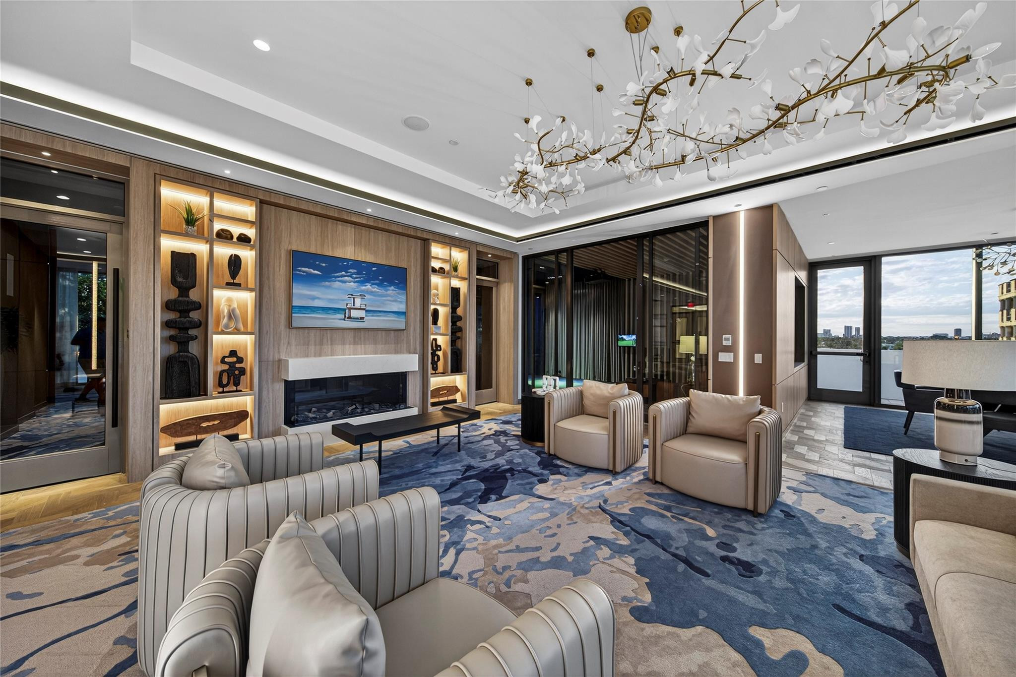 153 N Seabreeze 1901-S