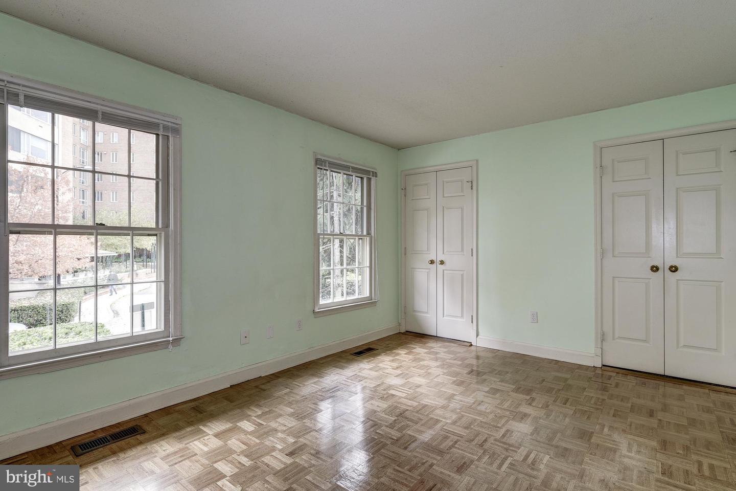 4307 Massachusetts Ave NW