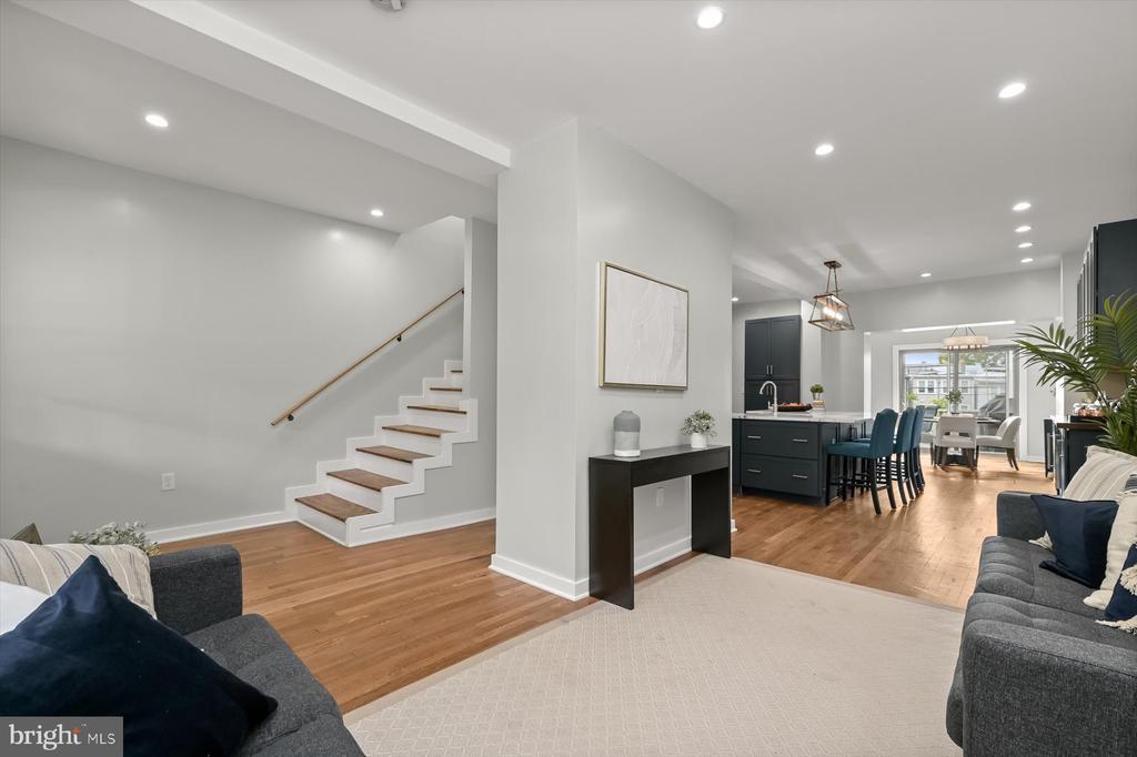 29 Sherman Cir NW