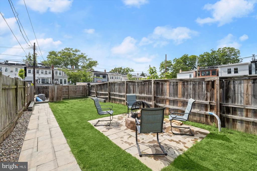 29 Sherman Cir NW