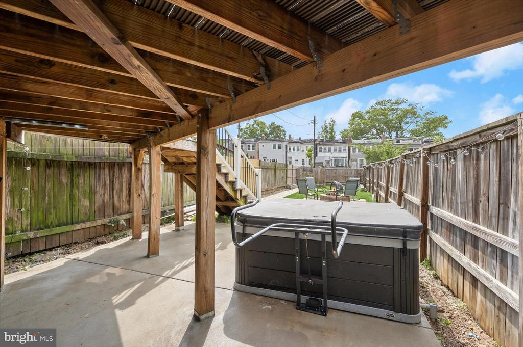 29 Sherman Cir NW