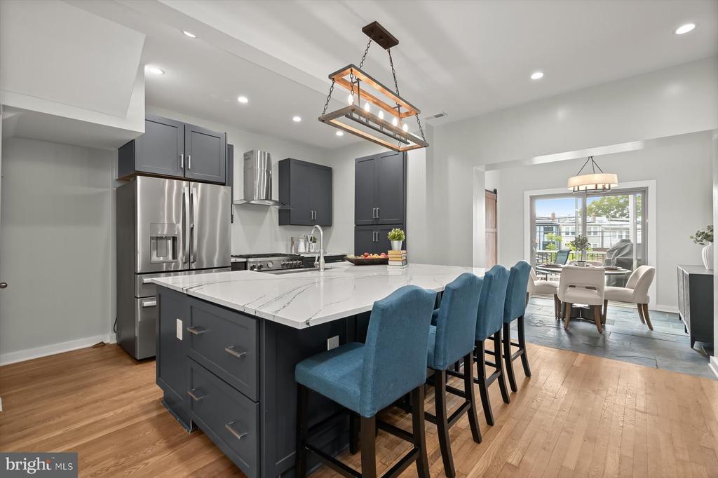29 Sherman Cir NW