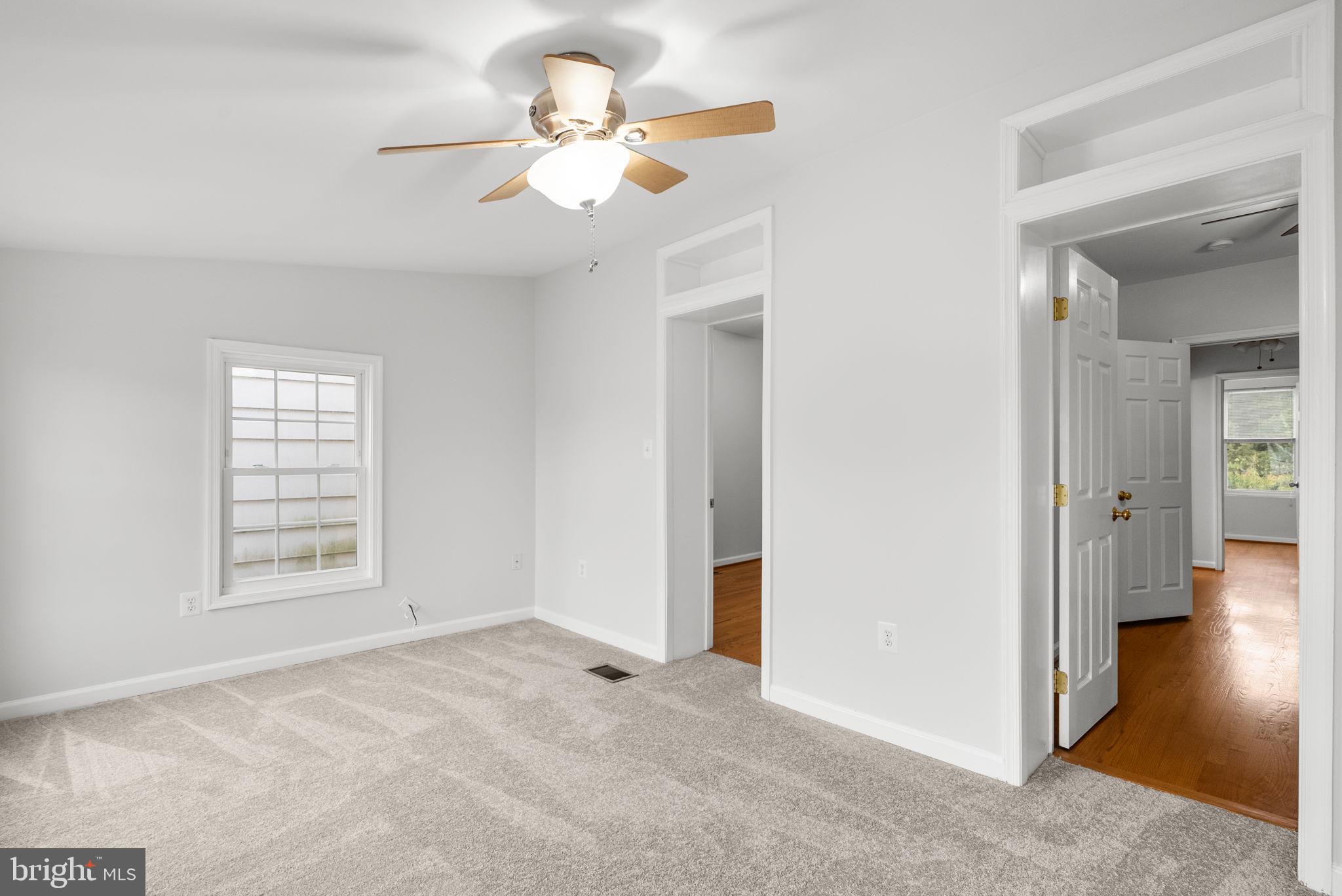 28 SHERMAN CIRCLE NW