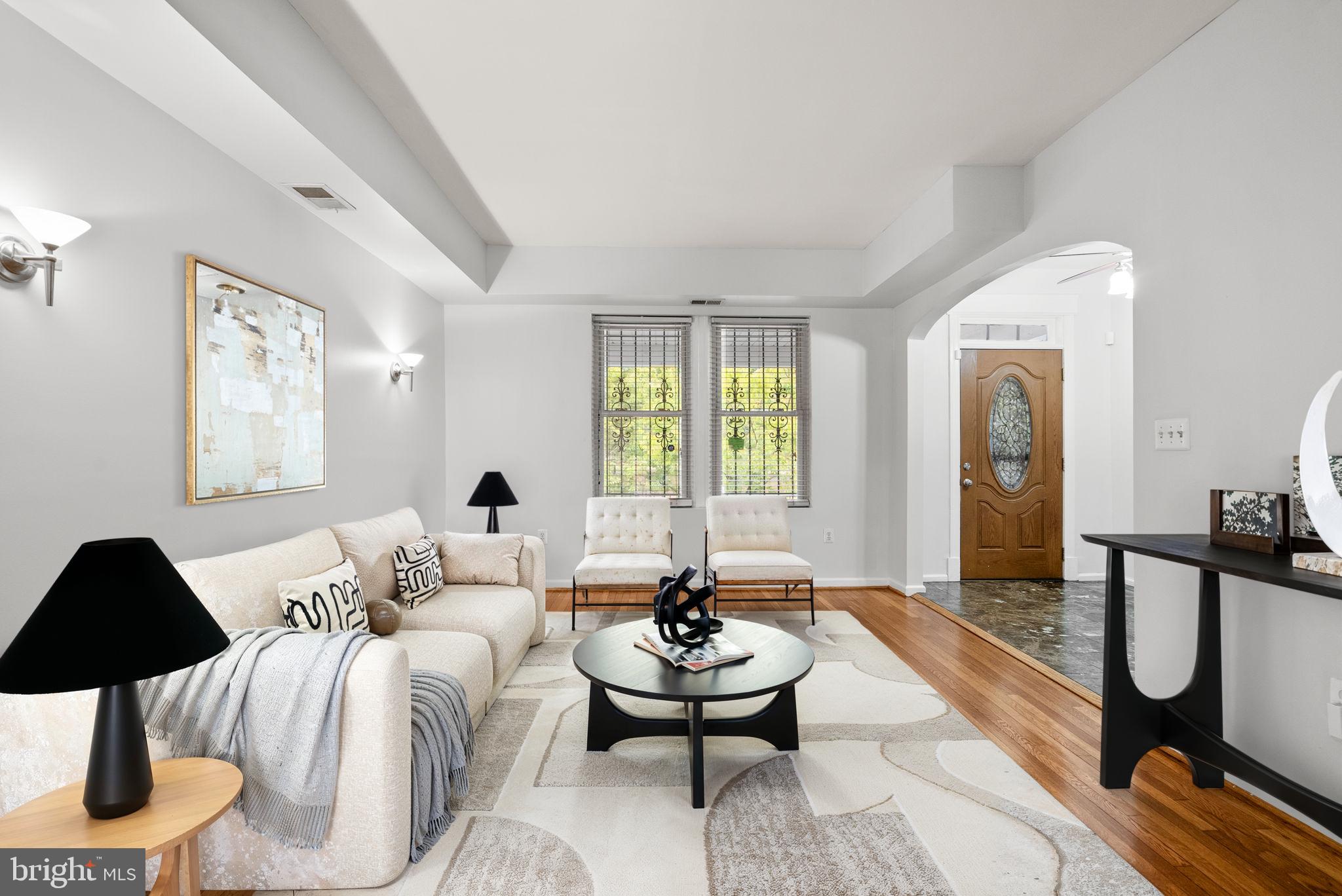 28 SHERMAN CIRCLE NW