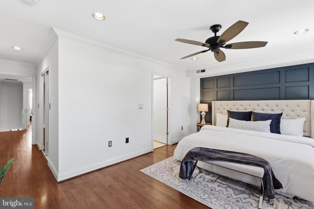 17 V STREET NW Unit: 1