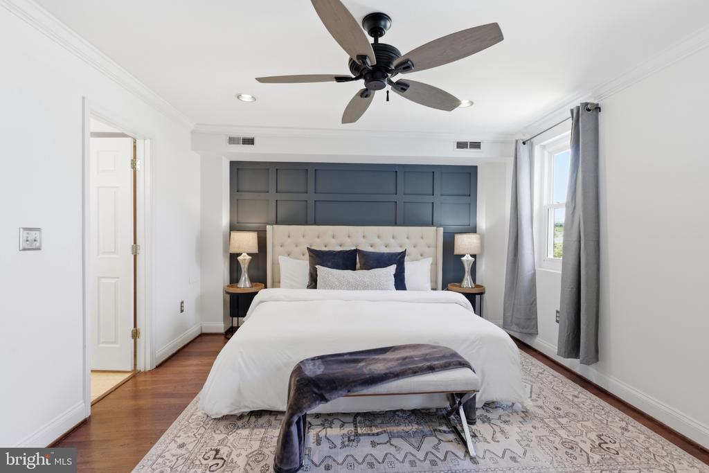17 V STREET NW Unit: 1
