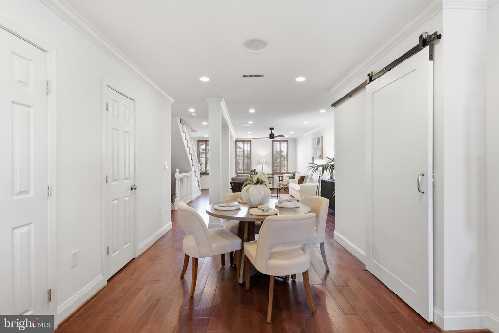 17 V STREET NW Unit: 1