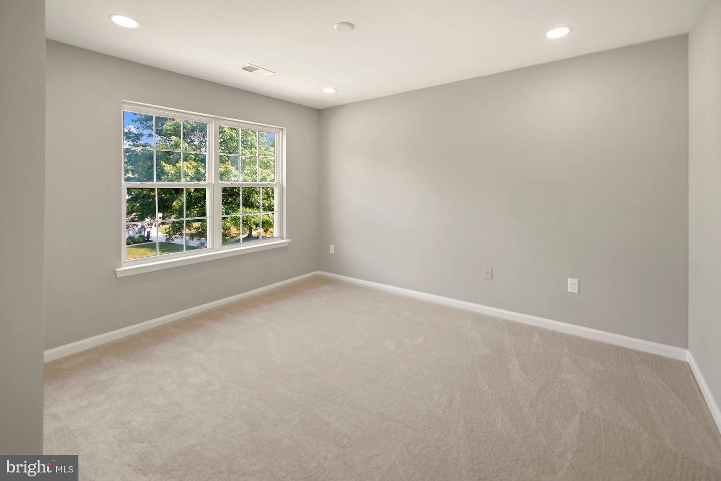 4105 KILLINGTON COURT