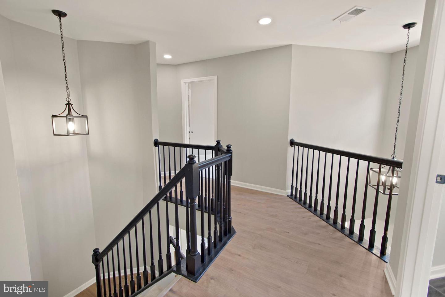 4105 KILLINGTON COURT