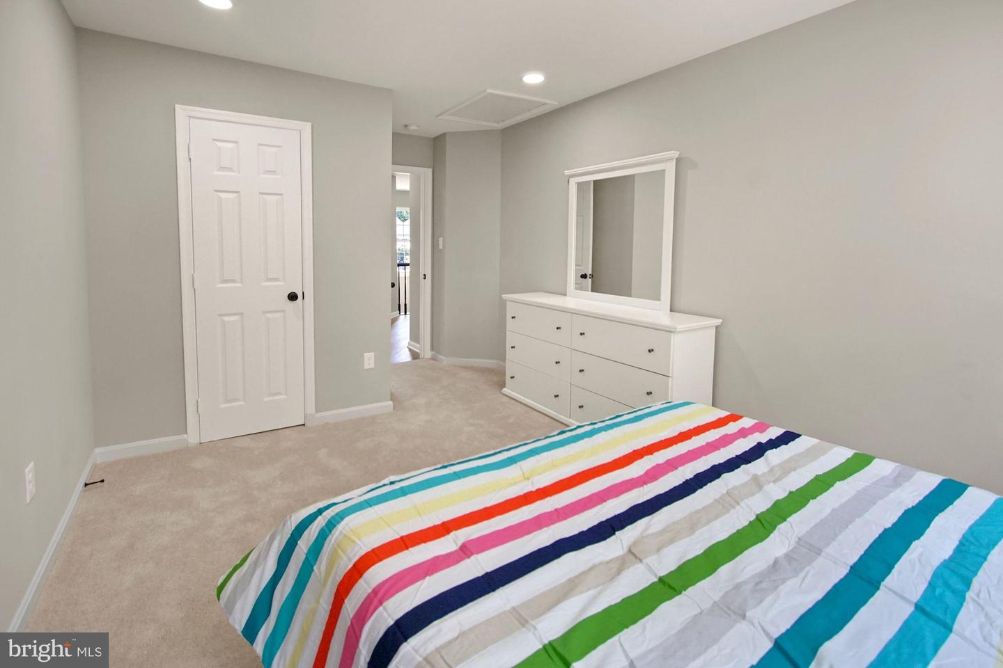 4105 KILLINGTON COURT