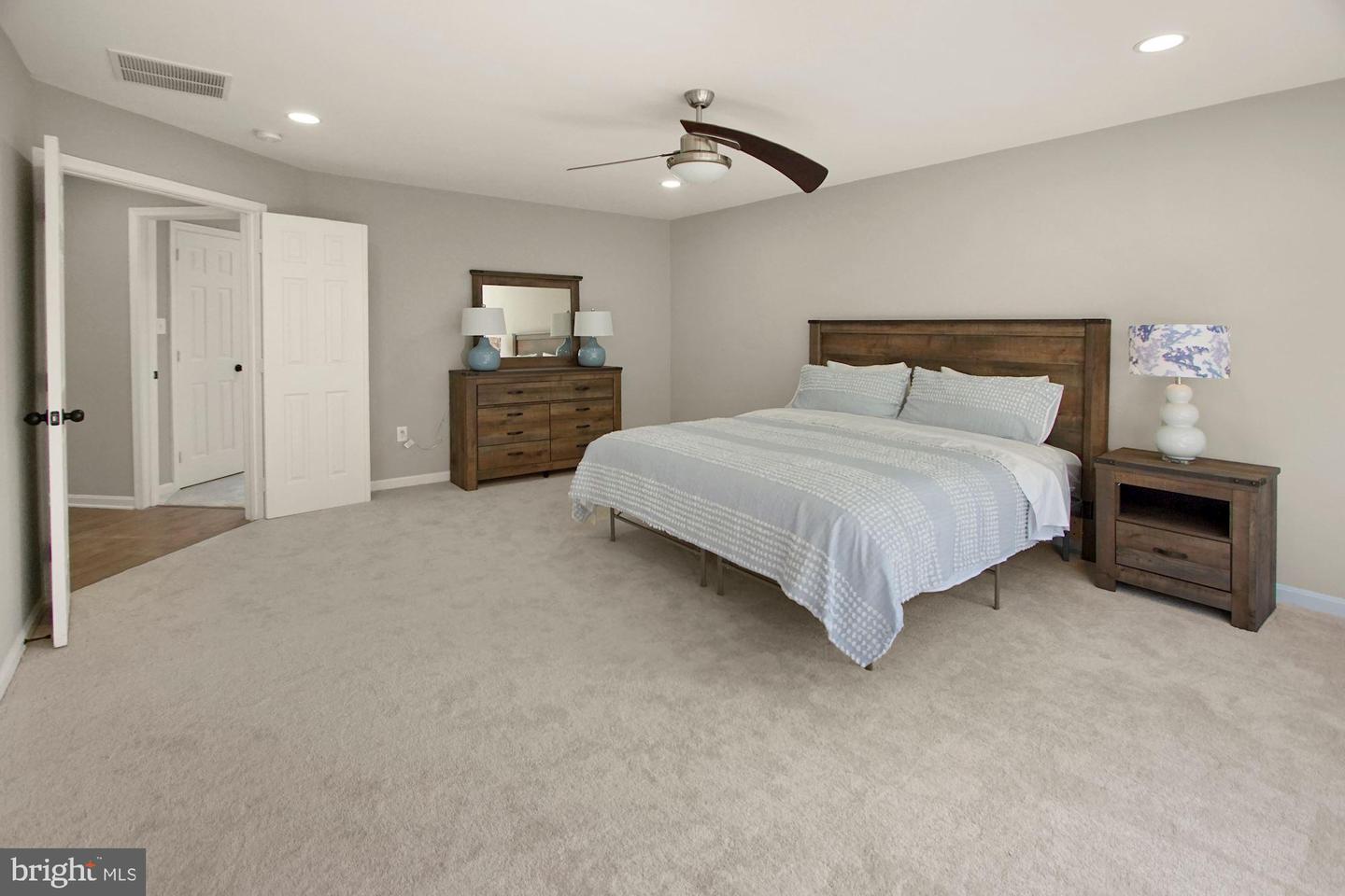 4105 KILLINGTON COURT