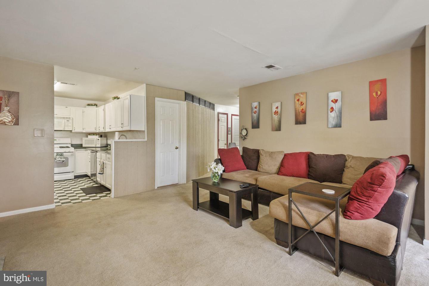 20404 SHORE HARBOUR DRIVE Unit: 3-J