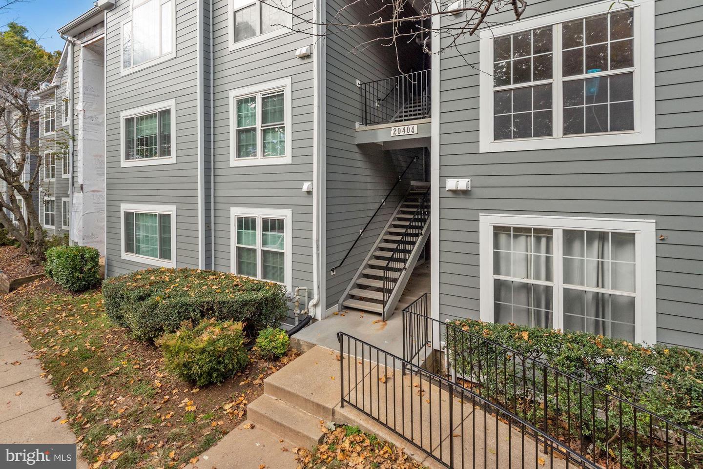 20404 SHORE HARBOUR DRIVE Unit: 3-J