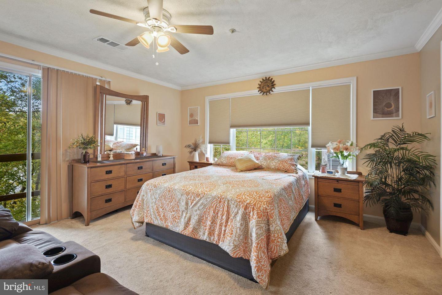 20404 SHORE HARBOUR DRIVE Unit: 3-J