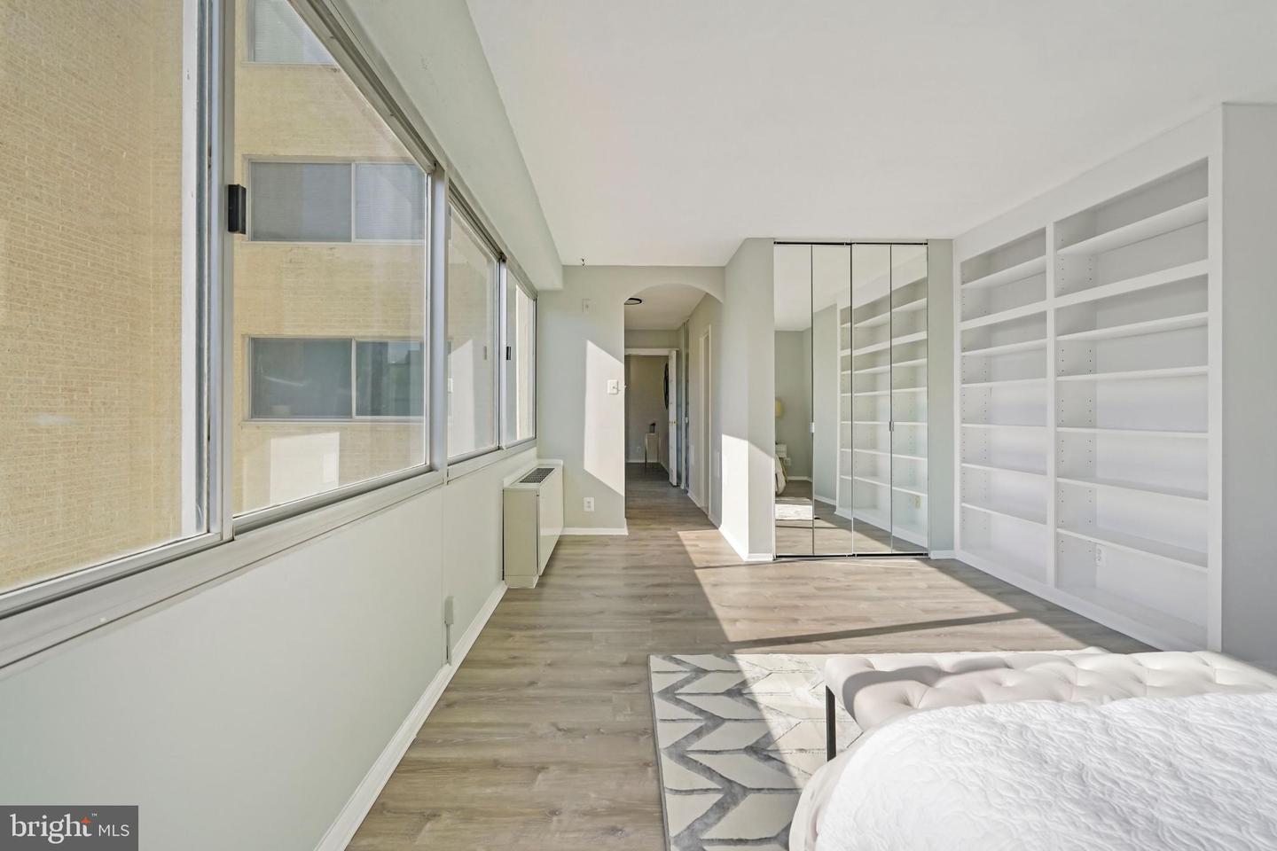 4515 Willard Ave #903s & 902s