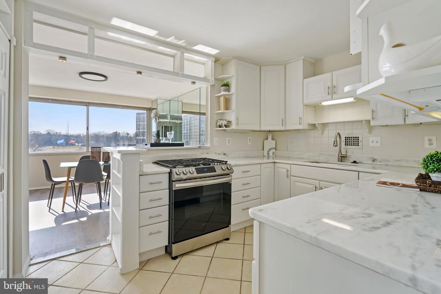 4515 Willard Ave #903s & 902s