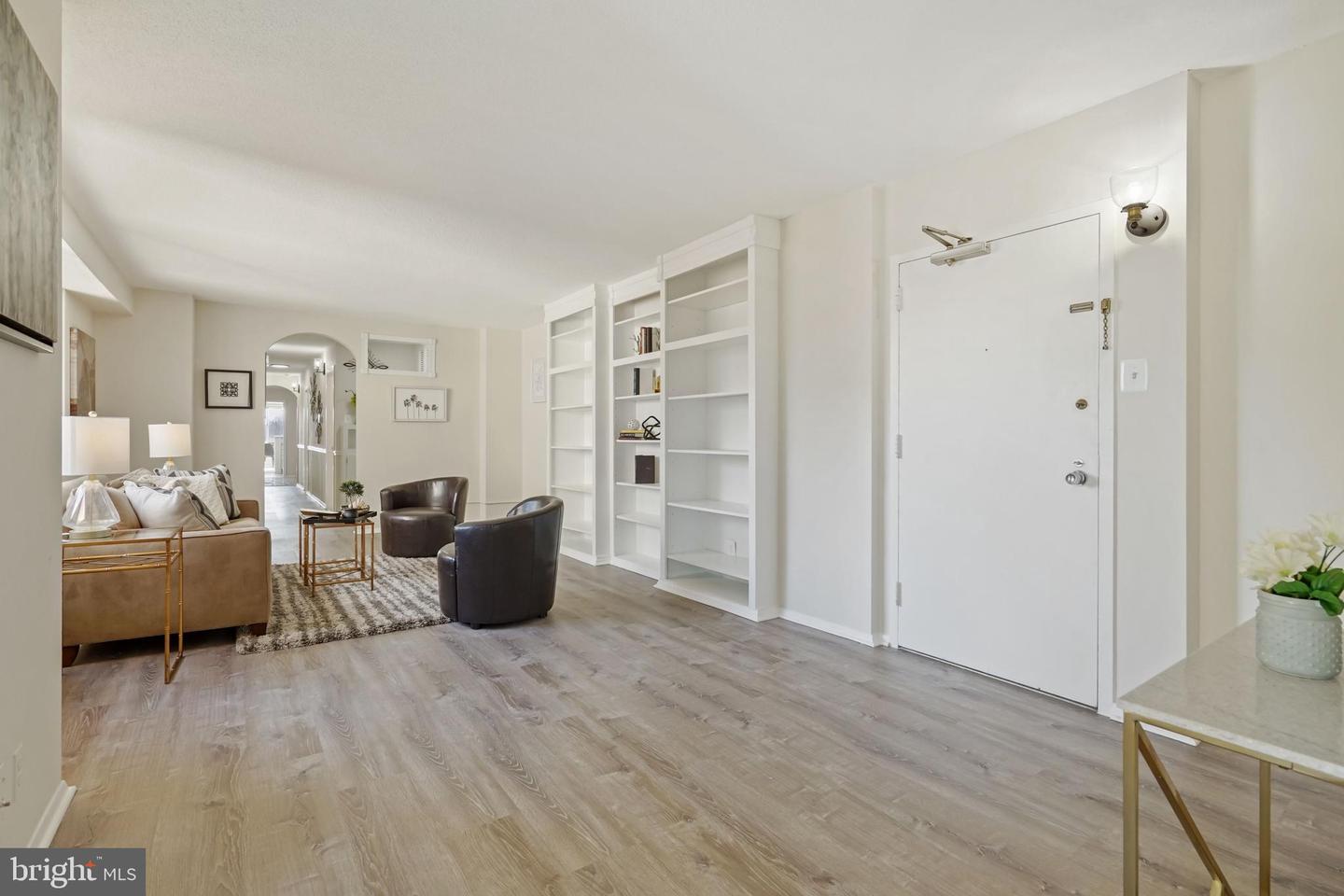 4515 Willard Ave #903s & 902s