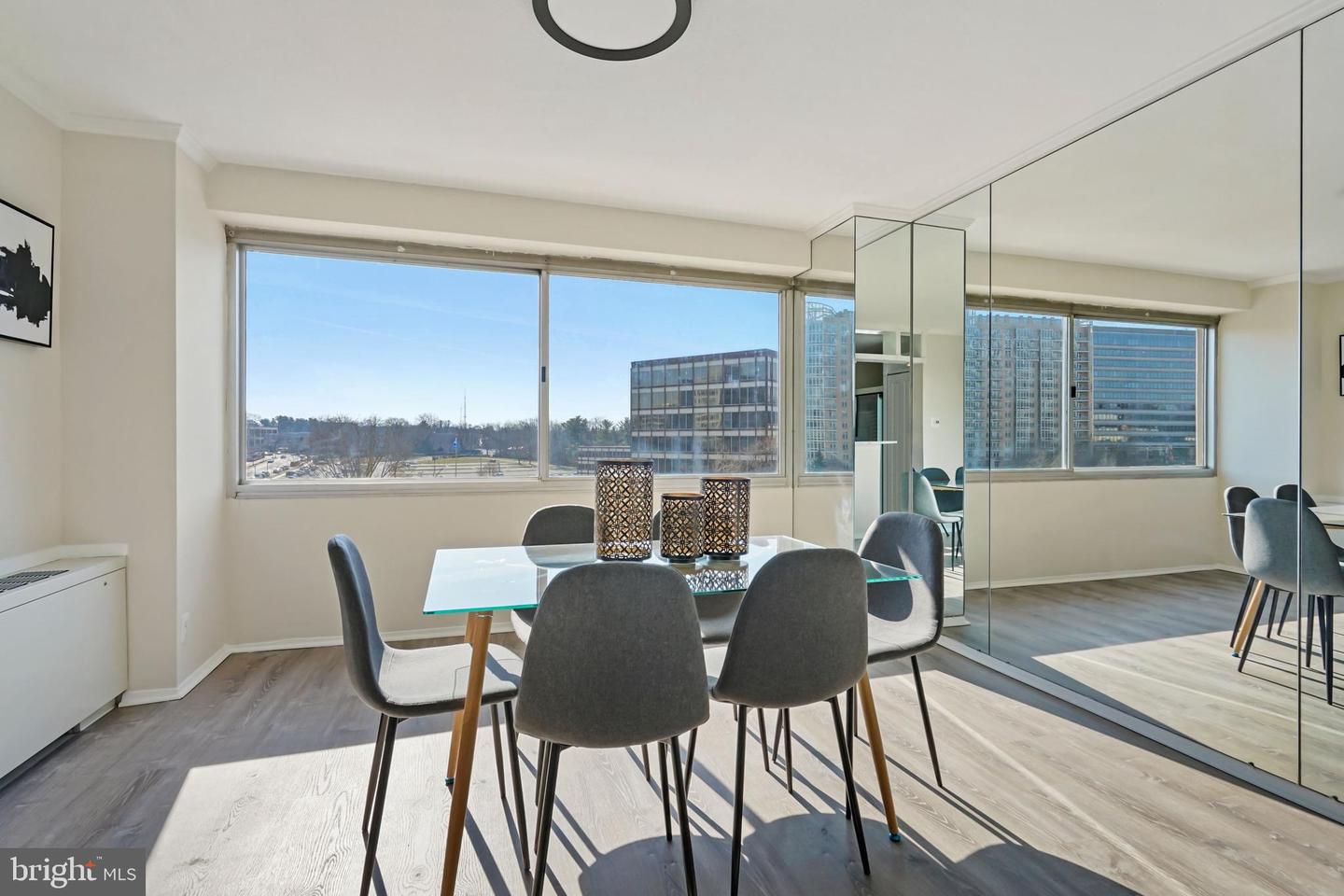 4515 Willard Ave #903s & 902s