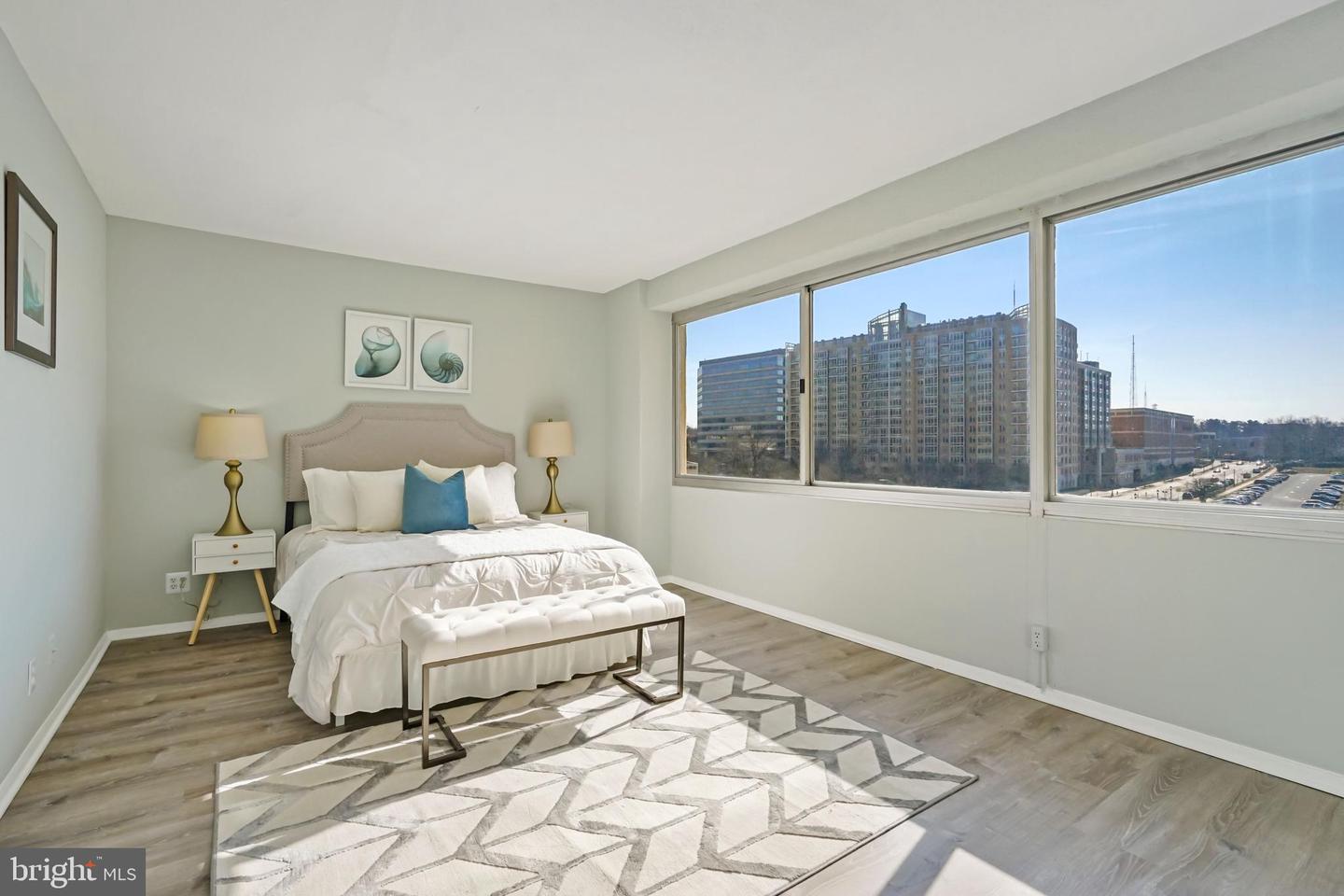 4515 Willard Ave #903s & 902s