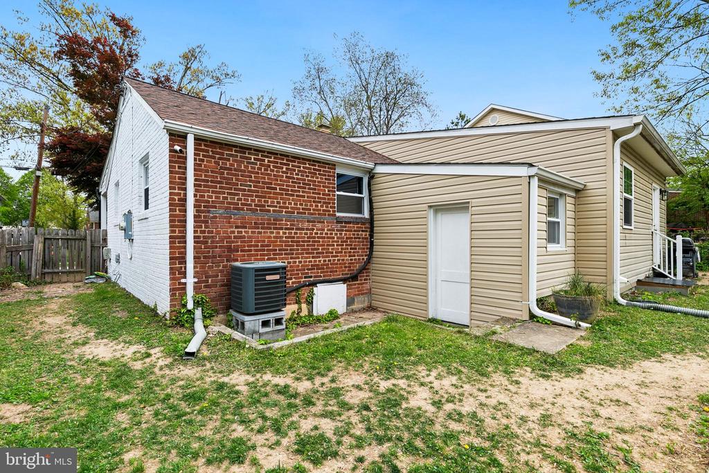 2920 Weisman Rd