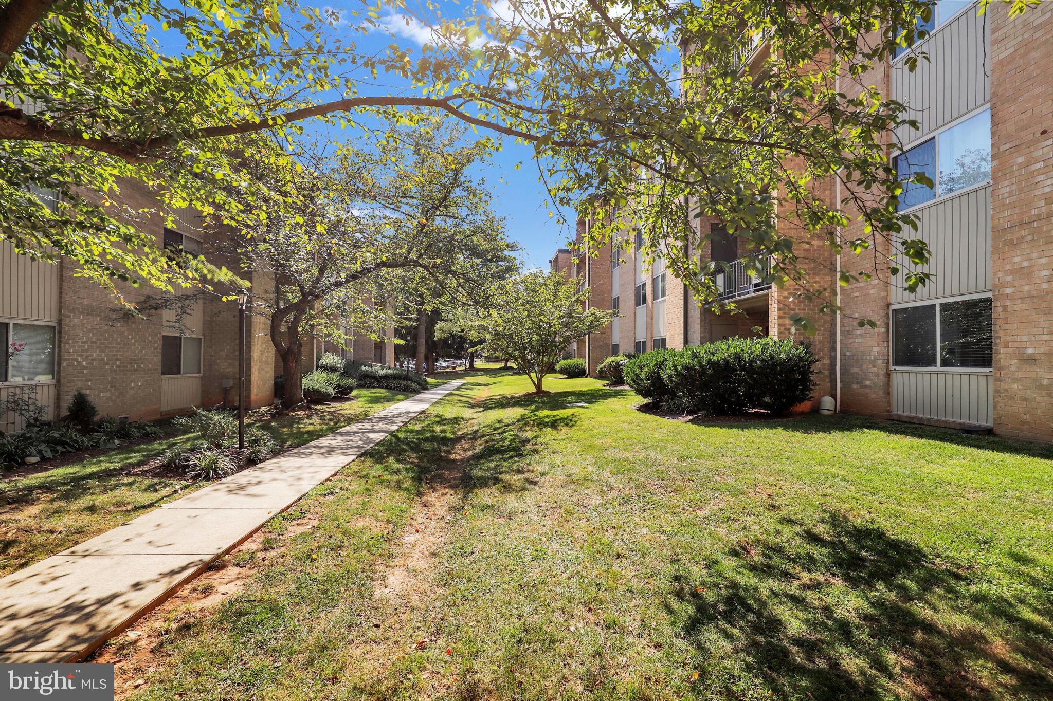 12200 BRAXFIELD COURT 10