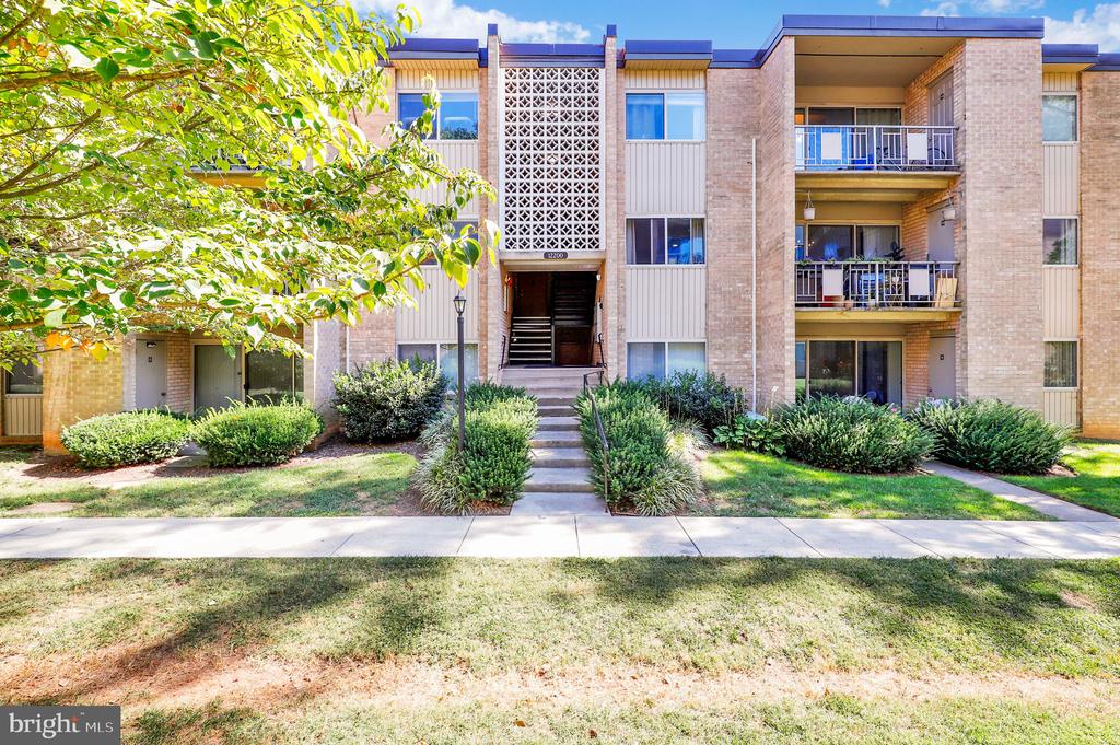 12200 BRAXFIELD COURT 10
