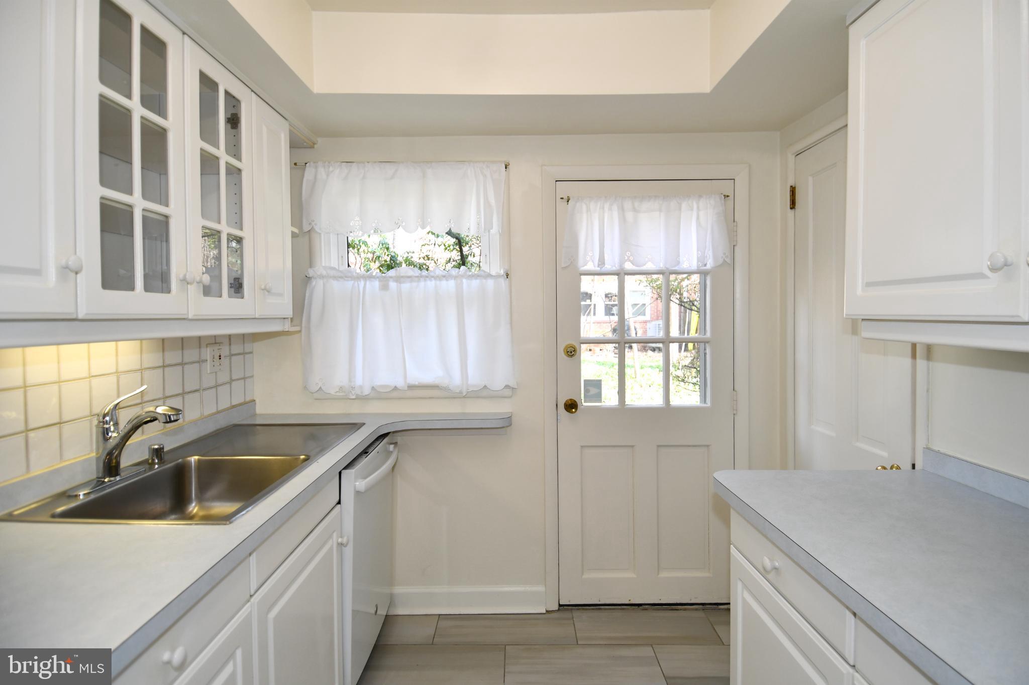 8520 Geren Road 18-3