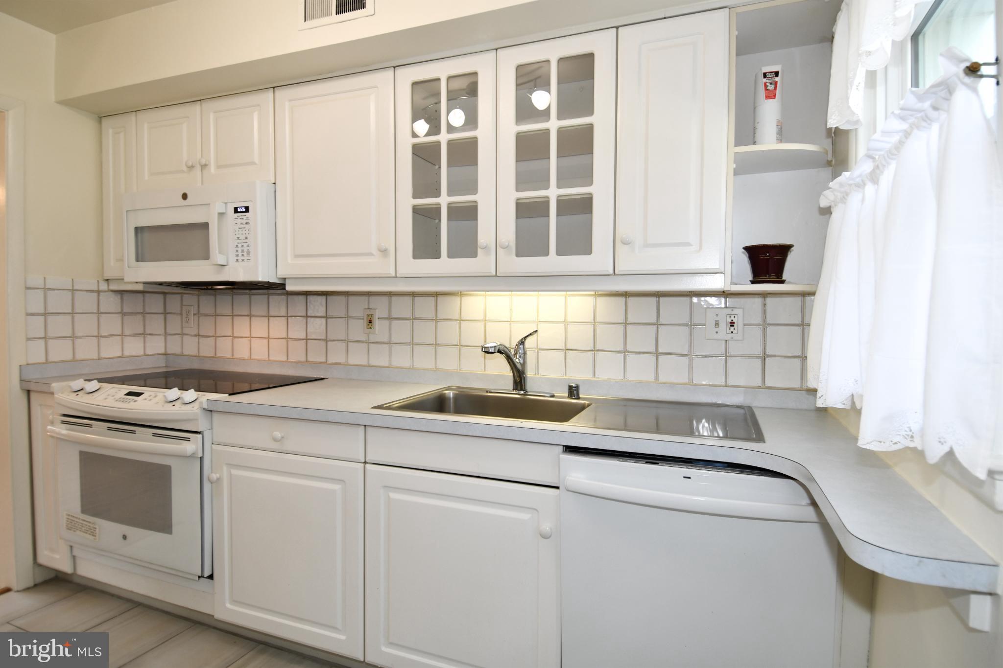 8520 Geren Road 18-3