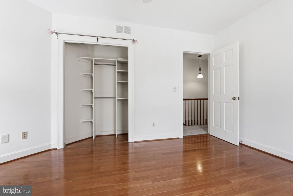 5109 WORTHINGTON
