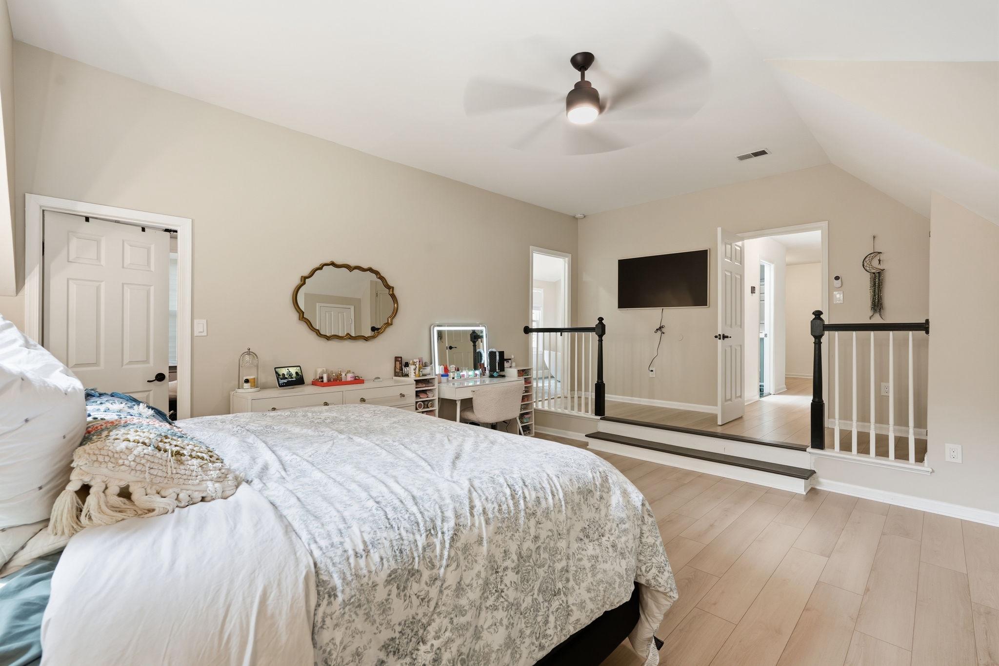 118 UPSHIRE CIRCLE