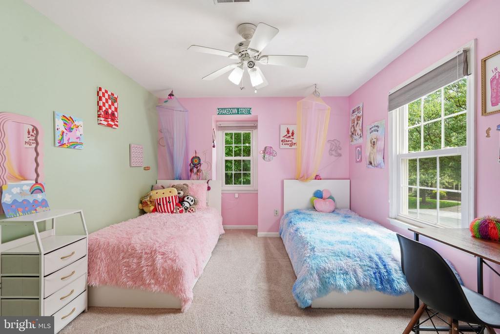 118 UPSHIRE CIRCLE