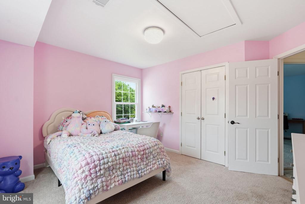 118 UPSHIRE CIRCLE