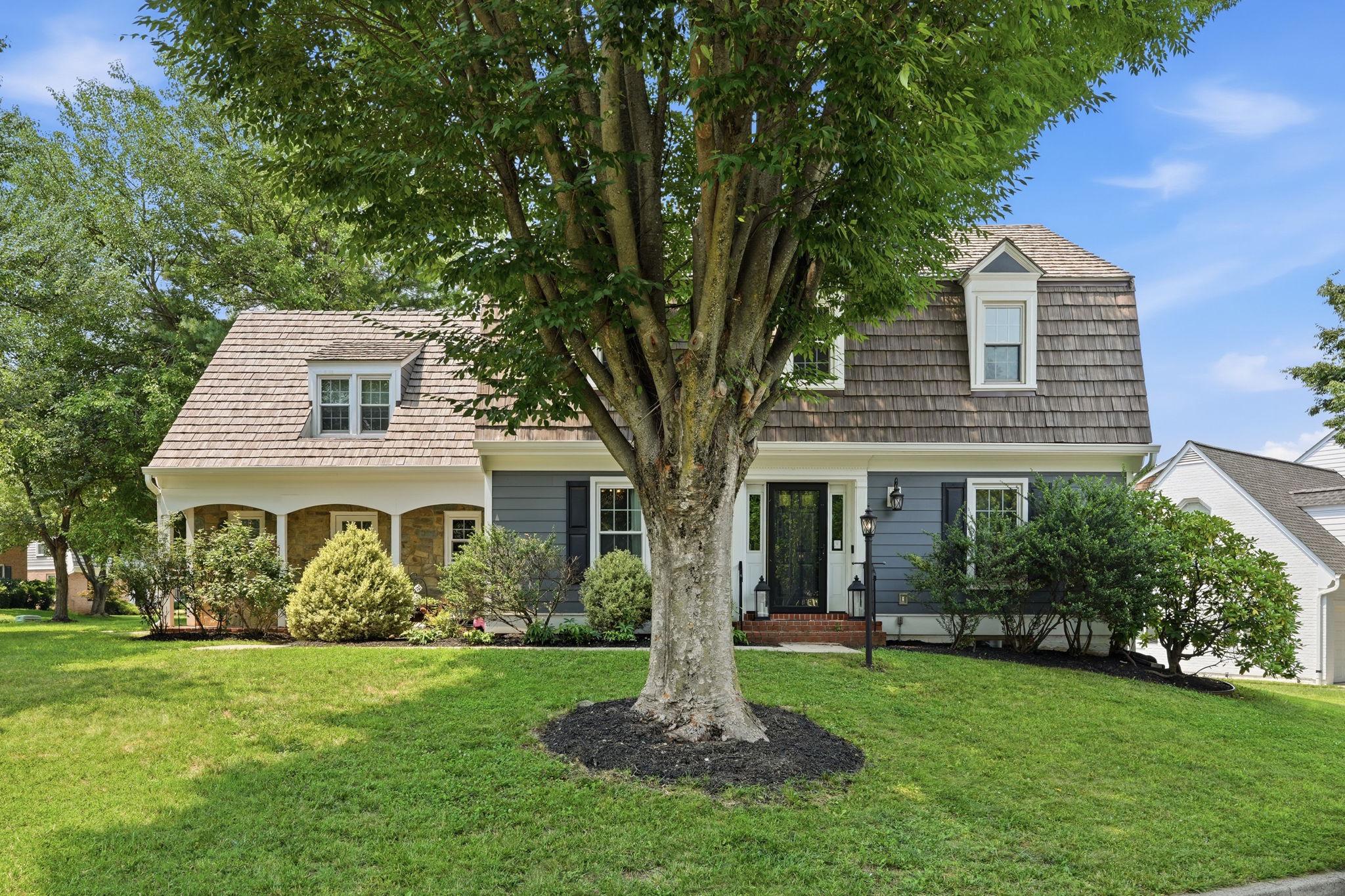 118 UPSHIRE CIRCLE