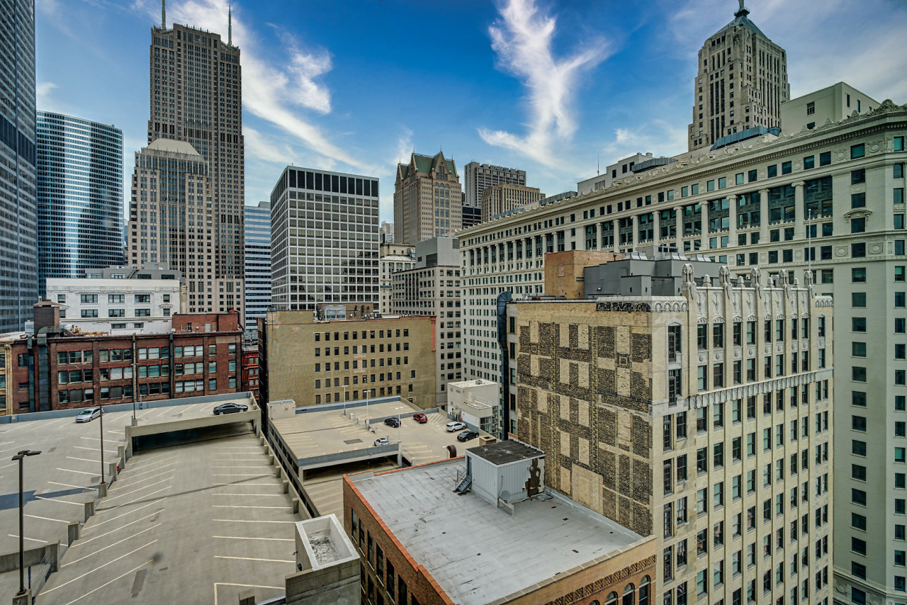 235 W Van Buren Street Unit: 2020