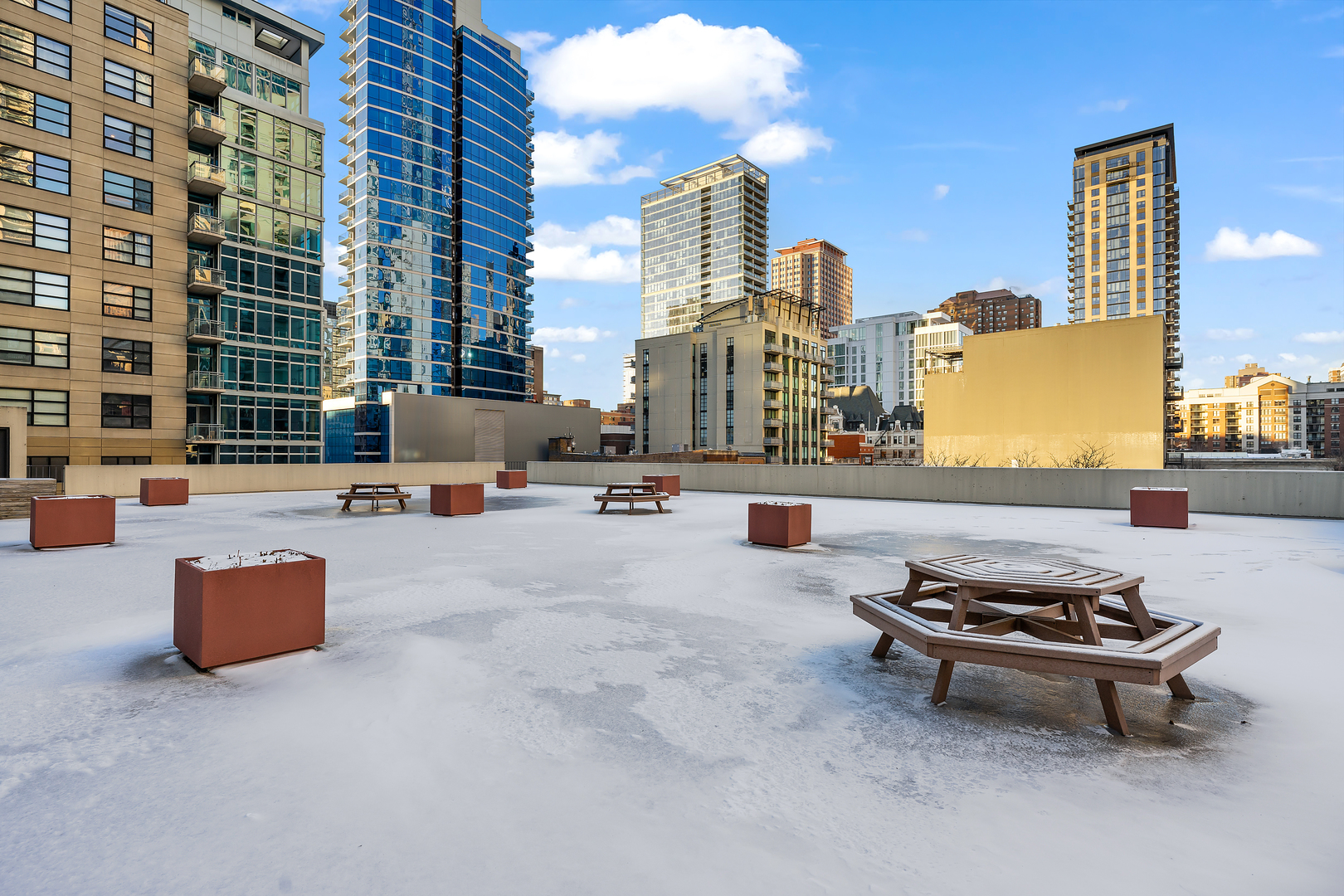 70 W HURON Street Unit: 2203